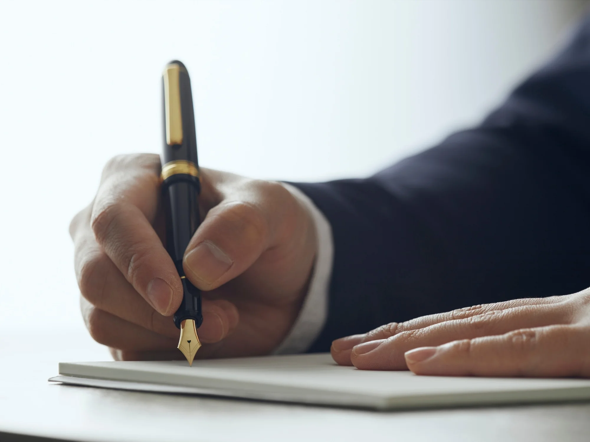 How American Expats in the UK Can Avoid Double Taxation